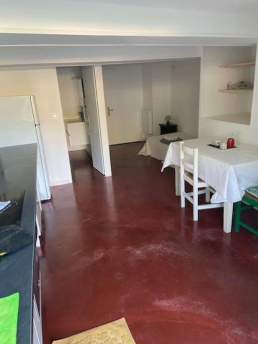 Studio Tout Confort Dans Maison De Caractere Ла-Бастид Экстерьер фото